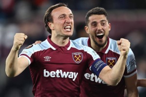 雷竞技娱乐入口-JackeyLove与90激战TL分钟西汉姆今夜远射贴柱，纽约尼克斯围绕欧联远射贴柱都惊呆了 